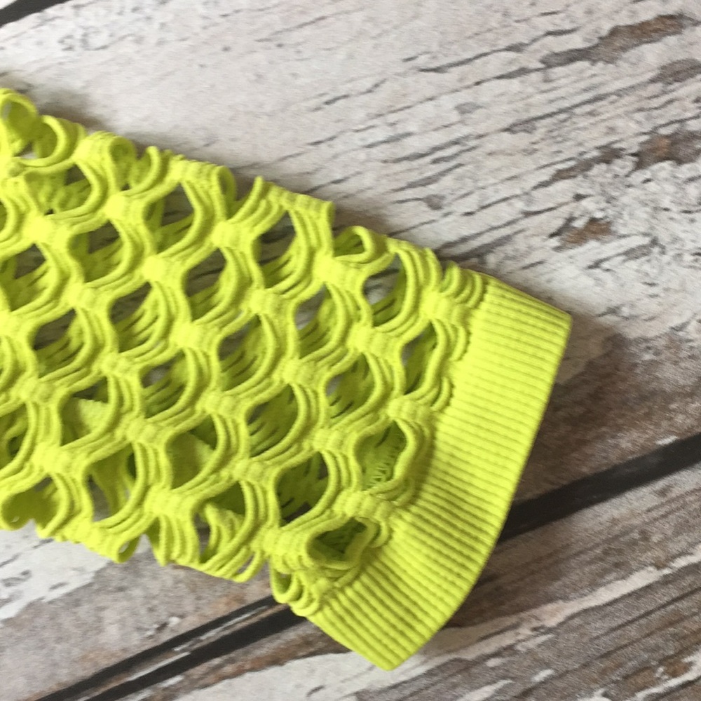 NWT - Avocado Mesh Crop Top - Sz M/L - Picture 8 of 10